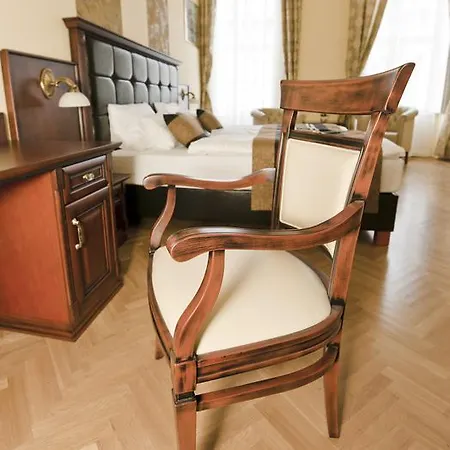 Grand Market Luxury * Budapest